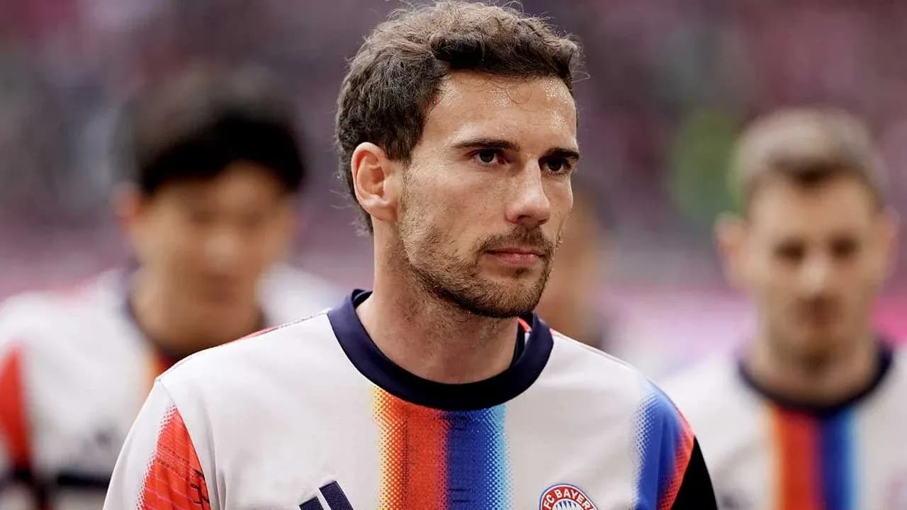 Joueur de Bayern Munich en tenue d'échauffement