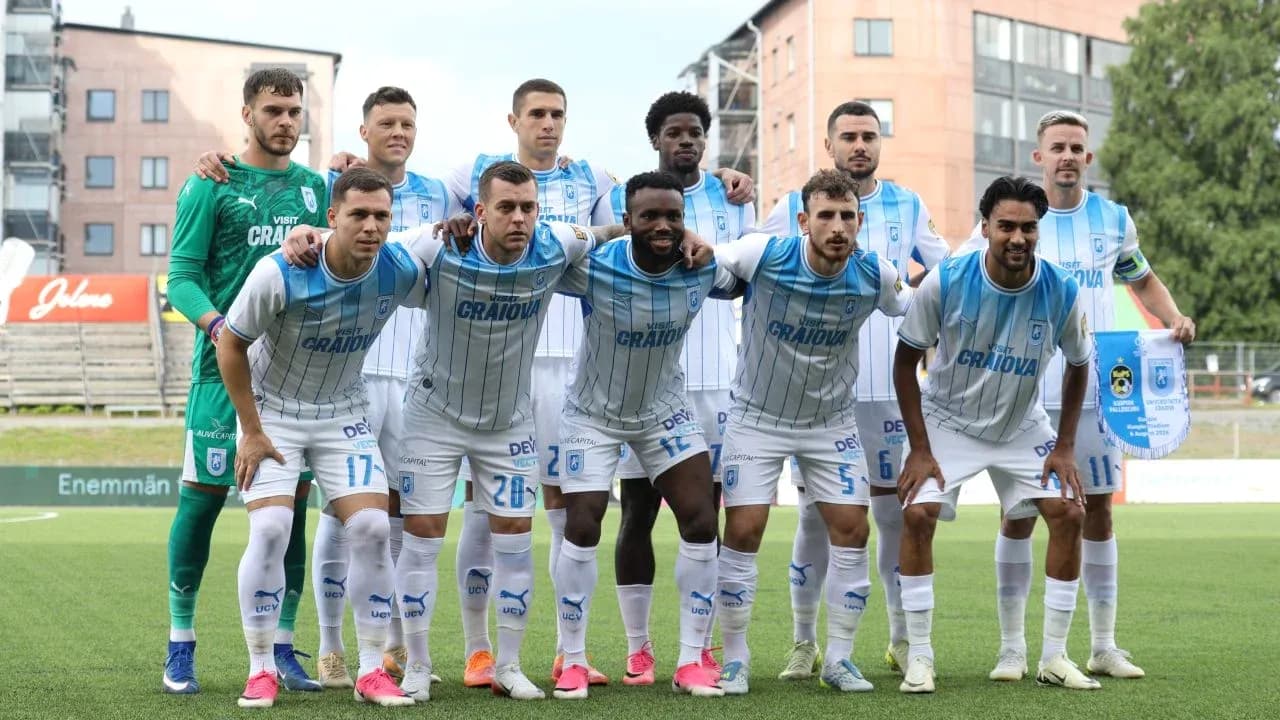 Équipe de Universitatea Craiova avant le match