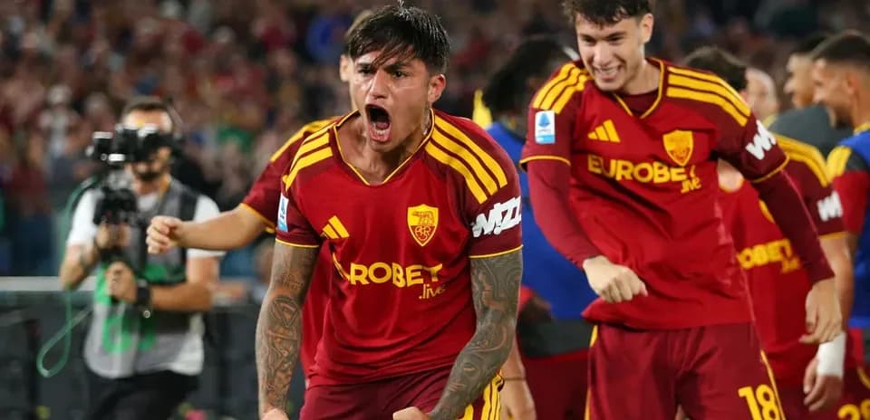 Joueurs de l'AS Roma célébrant un but