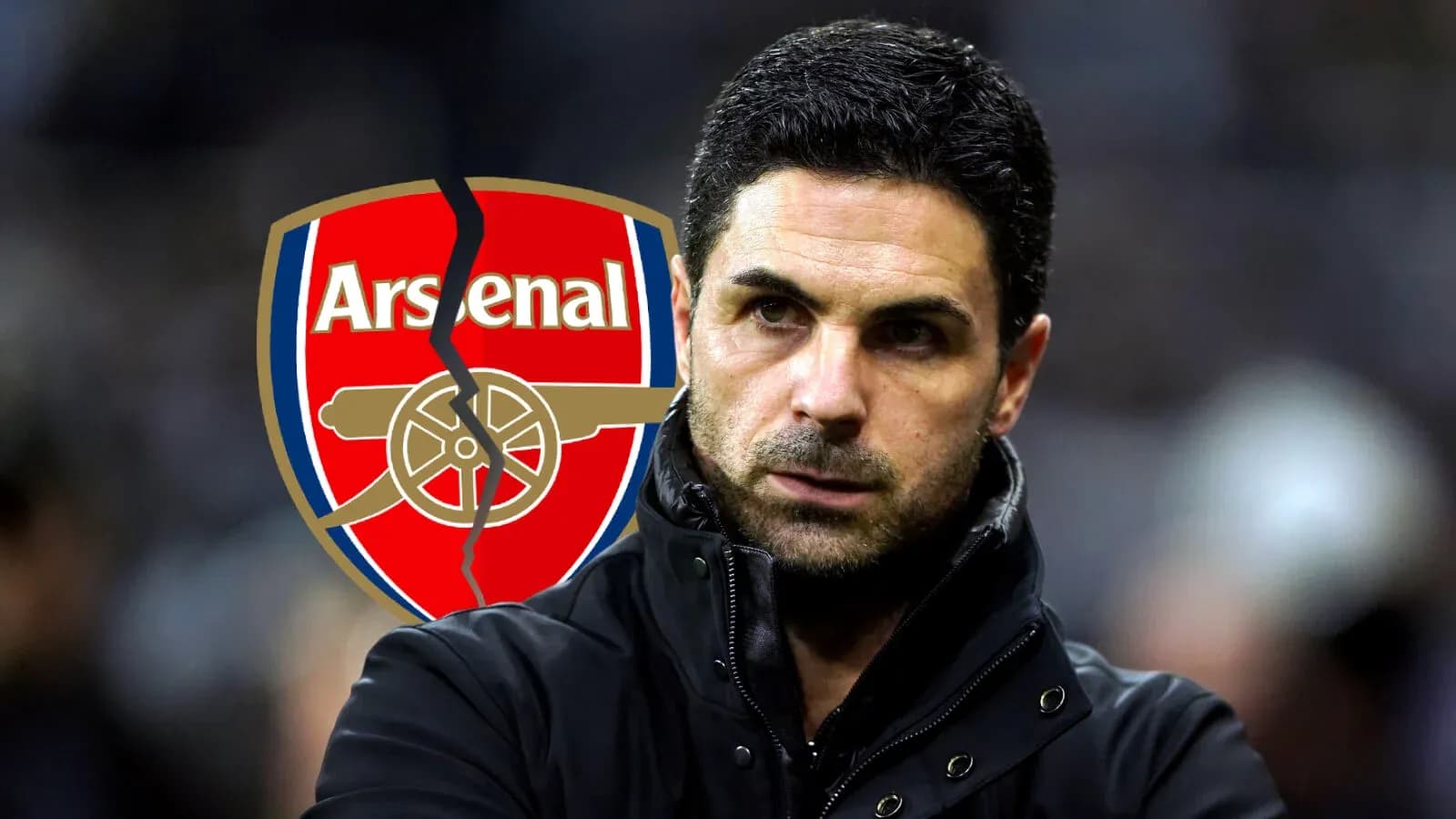 Entraîneur d'Arsenal avec logo du club en arrière-plan