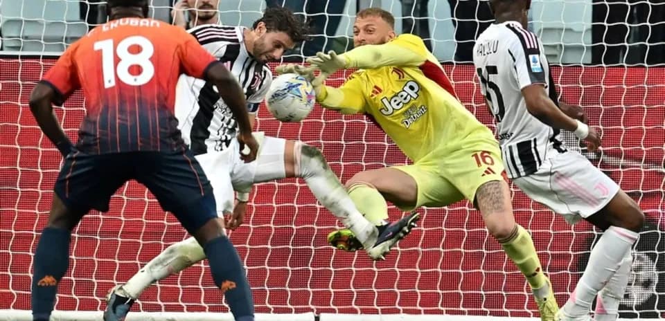 Action lors du match Genoa contre Juventus