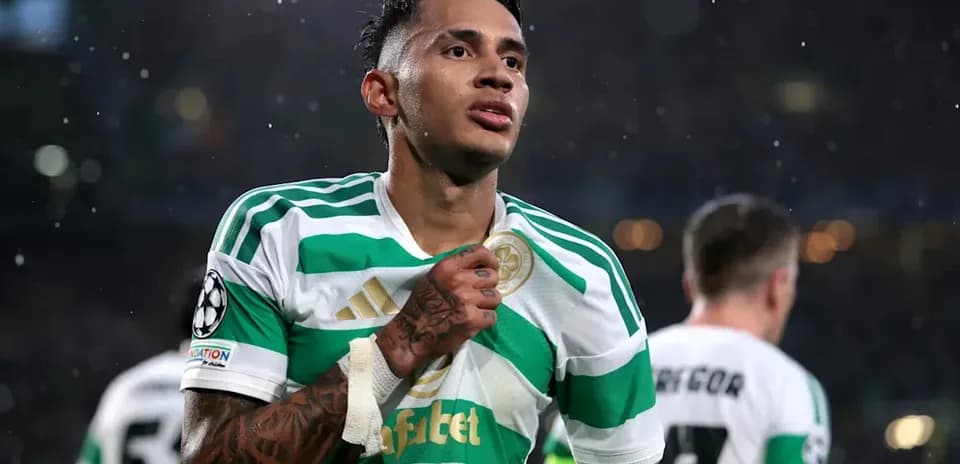 Joueur de Celtic célébrant après un match