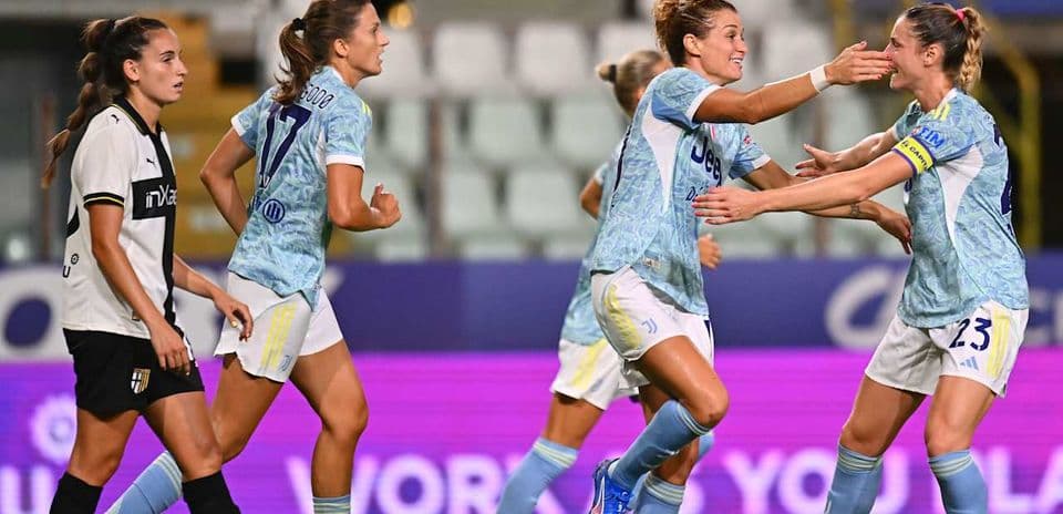 Joueuses de la Juventus célébrant un but