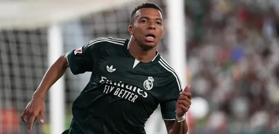 Joueur de Real Madrid célébrant un but