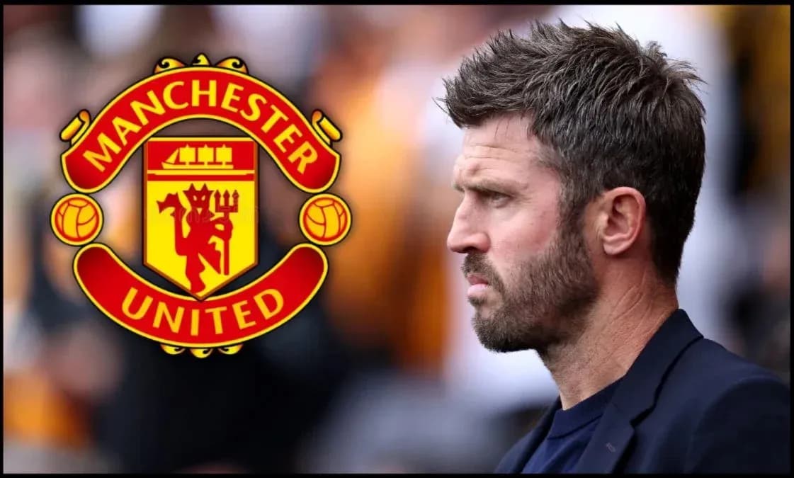 Entraîneur de Manchester United sur le bord du terrain