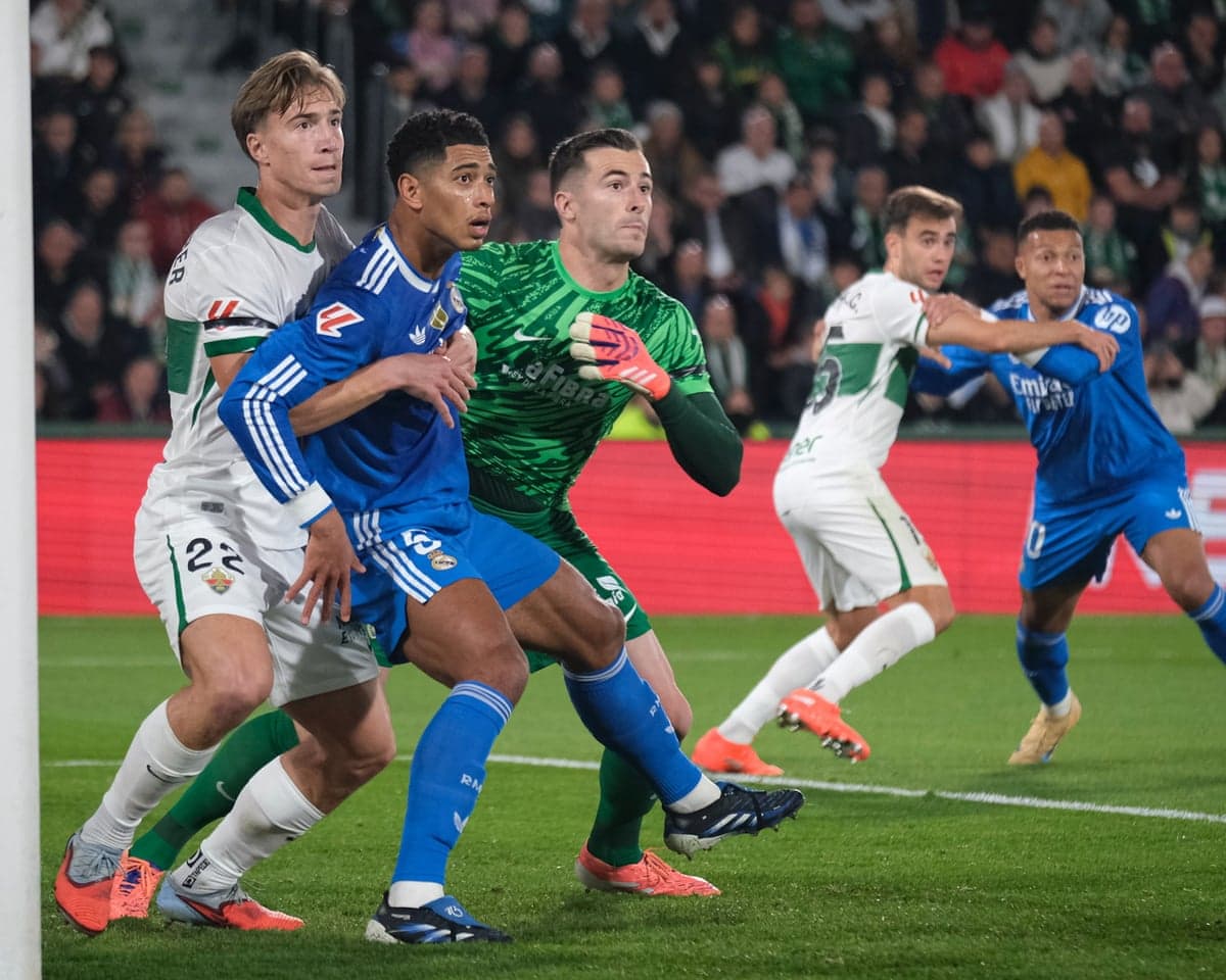 Deux joueurs en compétition lors du match