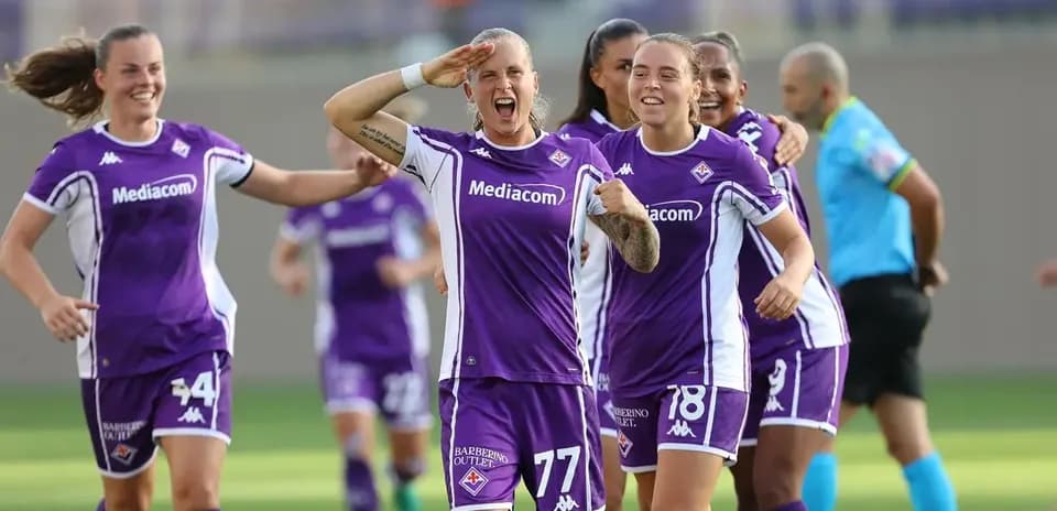 Joueuses de la Fiorentina célébrant un but
