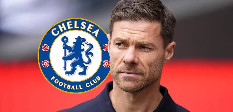 Entraîneur de Chelsea avec logo du club en arrière-plan