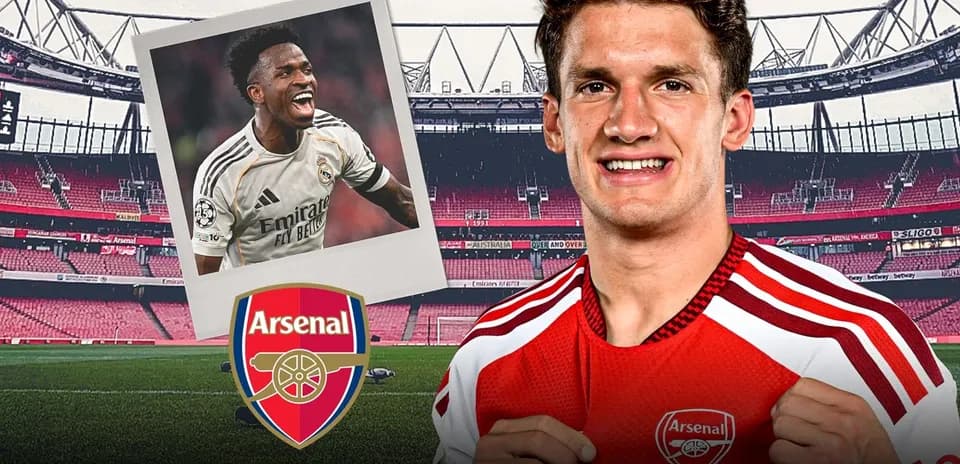 Joueur d'Arsenal posant devant le stade Emirates