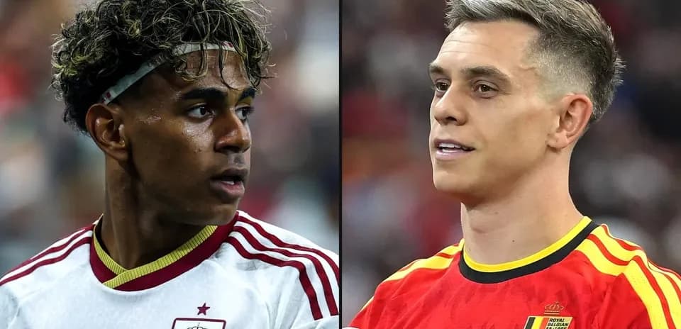 Joueurs espagnols et belges pendant le match