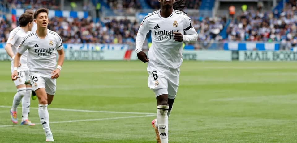 Joueur du Real Madrid célébrant un but
