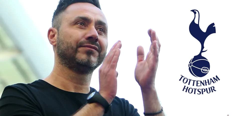 Entraîneur applaudissant les supporters de Tottenham Hotspur