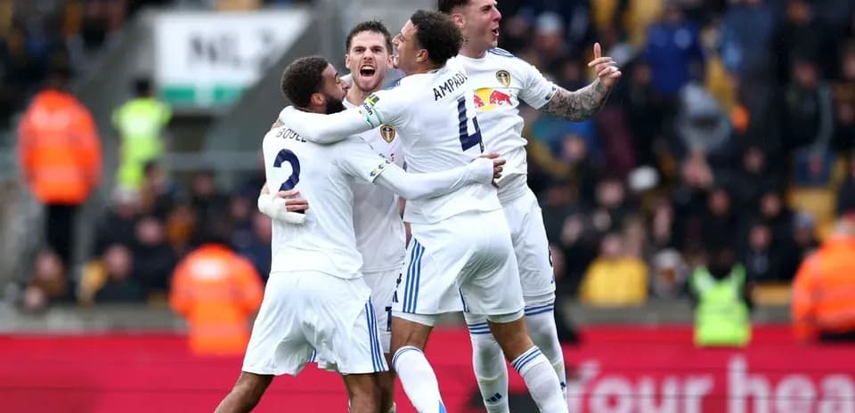 Joueurs de Leeds célébrant un but