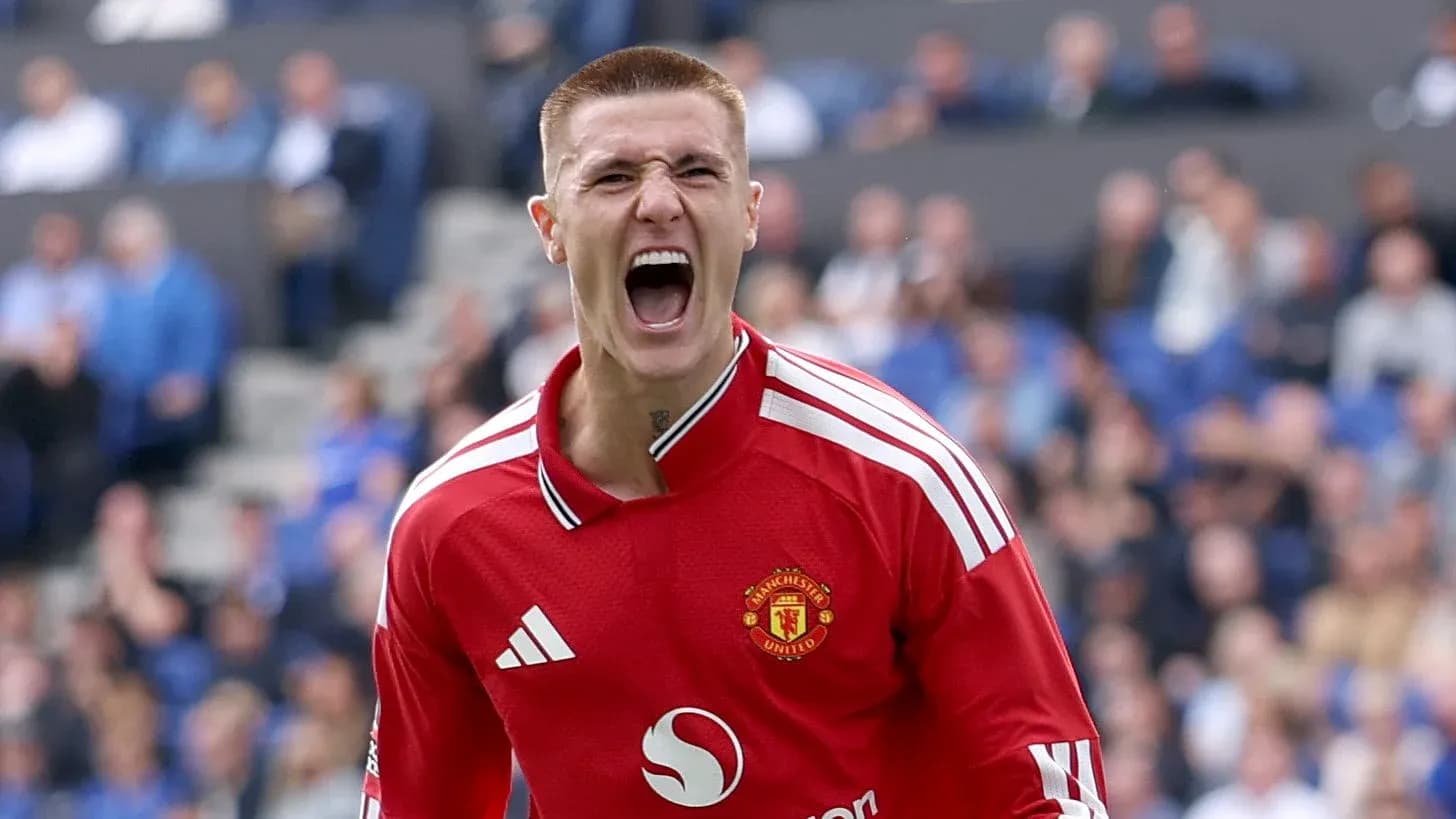 Joueur de Manchester United célébrant un but