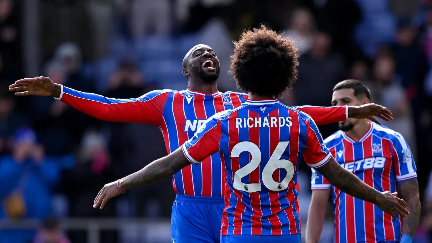 Joueurs de Crystal Palace célébrant un but