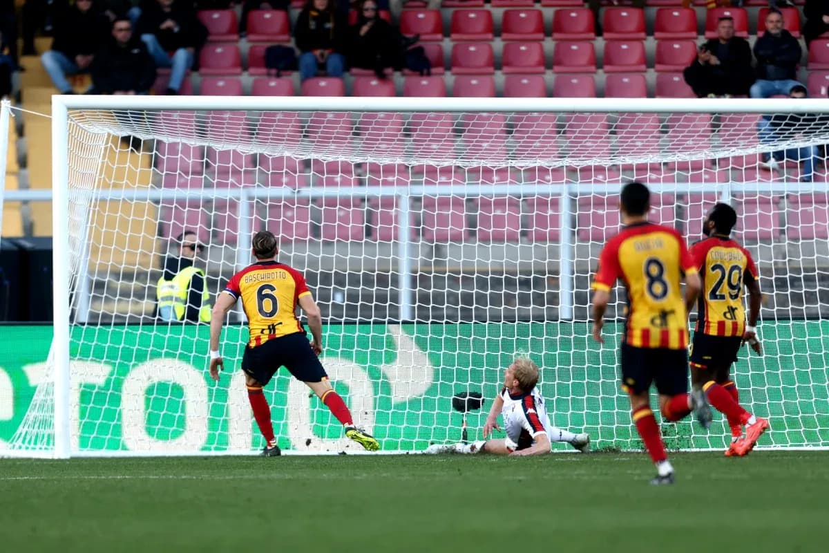 But de Lecce contre Genoa dans un match