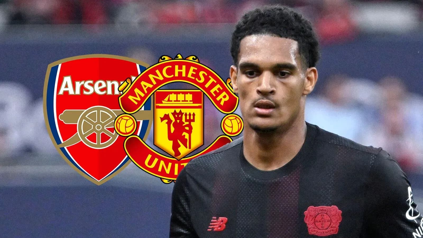 Joueur en tenue de football avec logos d'Arsenal et Manchester United