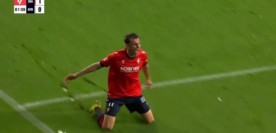 Joueur d'Osasuna célébrant un but