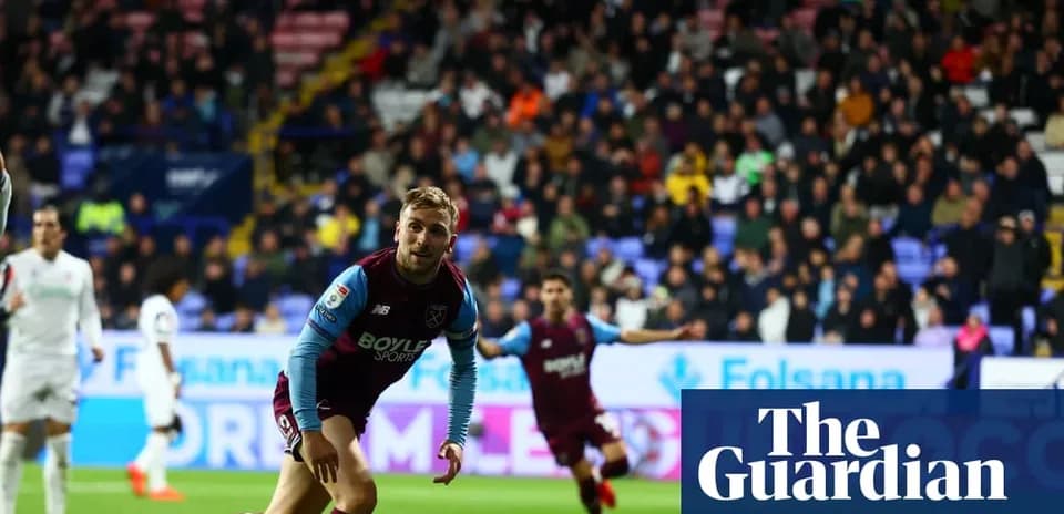 Joueur de West Ham célébrant un but pendant le match