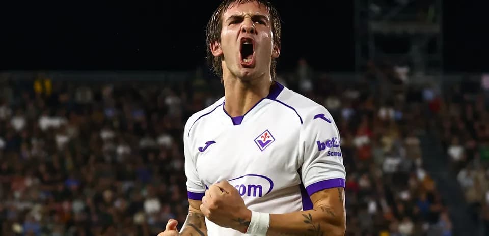 Joueur de la Fiorentina célébrant un but