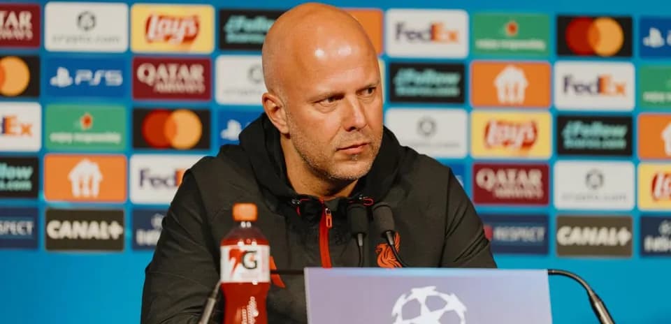 Entraîneur de Liverpool lors d'une conférence de presse