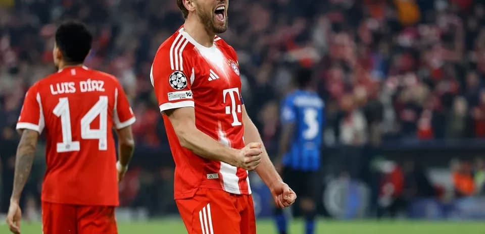 Harry Kane celebrating a goal for Bayern Munich