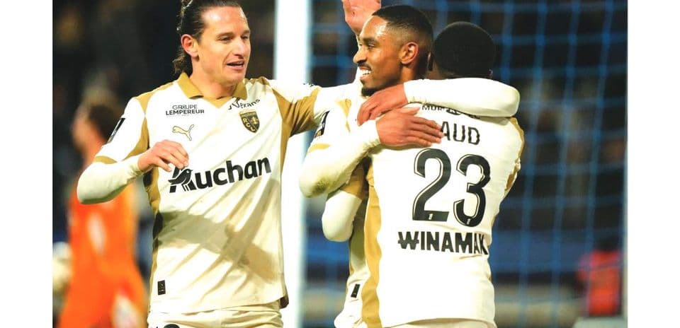 Lens surclasse Paris FC avec une victoire éclatante