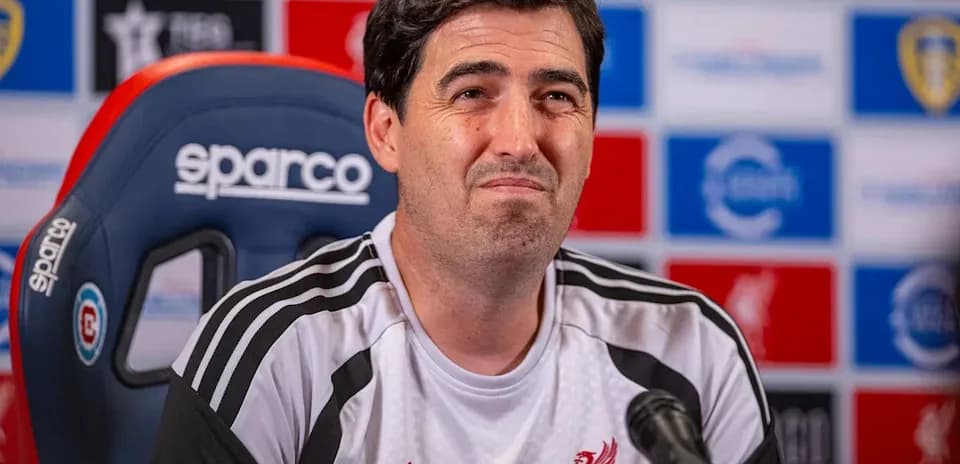 Entraîneur de Liverpool lors d'une conférence de presse