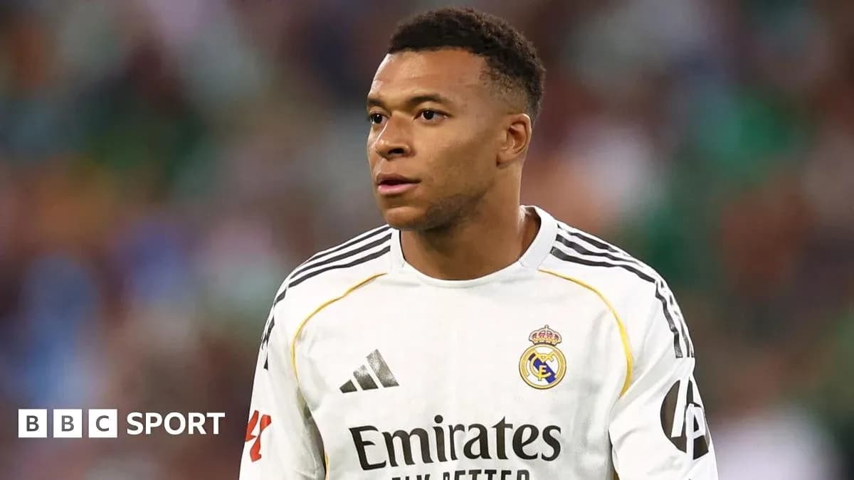 Joueur de football avec maillot du Real Madrid
