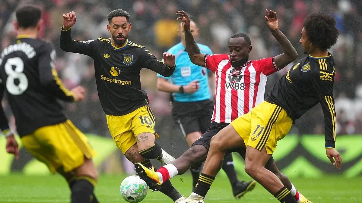Deux joueurs en compétition lors du match