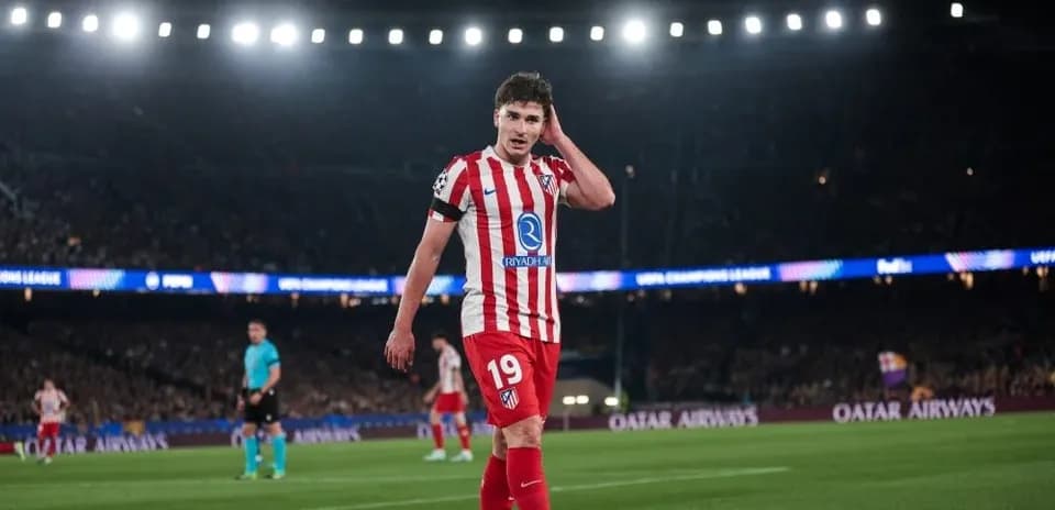 Joueur d'Atlético Madrid sur le terrain pendant un match