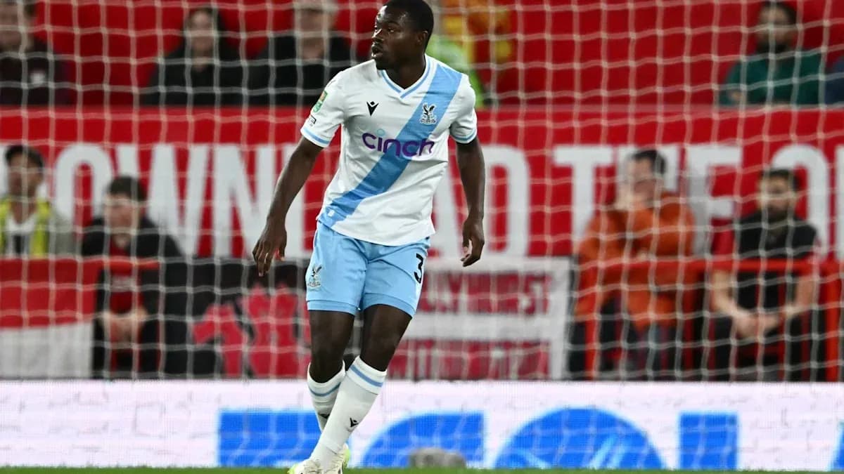 Joueur de Crystal Palace en action sur le terrain