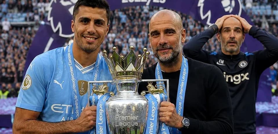 Joueurs de Manchester City célébrant le titre de Premier League