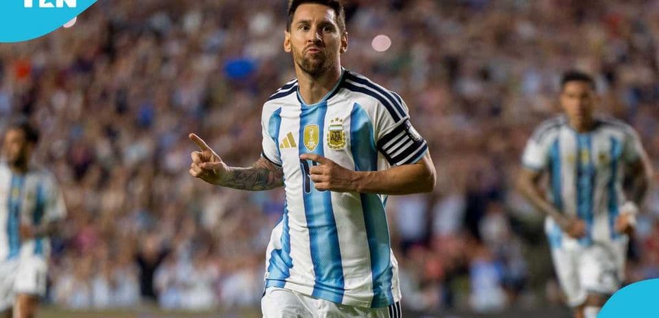 Joueur argentin célébrant un but lors d'un match