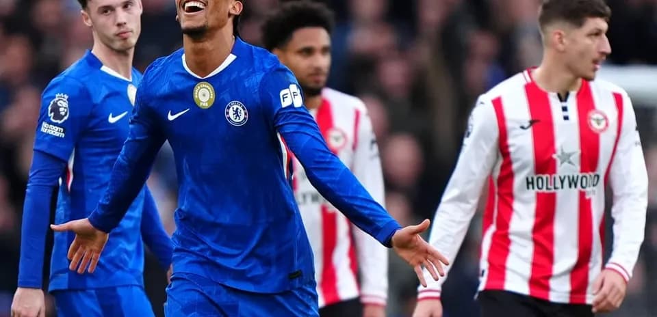 Joueur de Chelsea célébrant un but contre Brentford