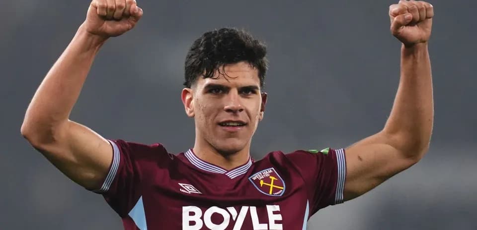 Joueur de West Ham United célébrant un but