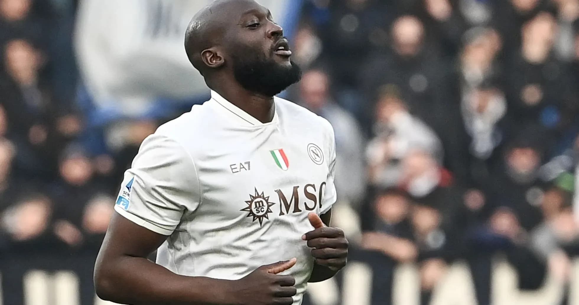 Joueur célébrant un but lors d'un match