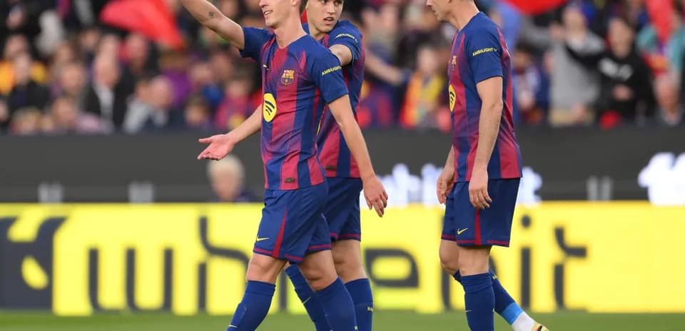 Joueurs du FC Barcelone célébrant un but