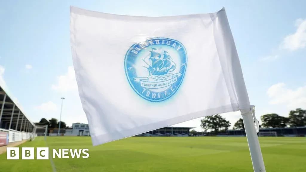 Drapeau de Billericay Town F.C. sur le terrain
