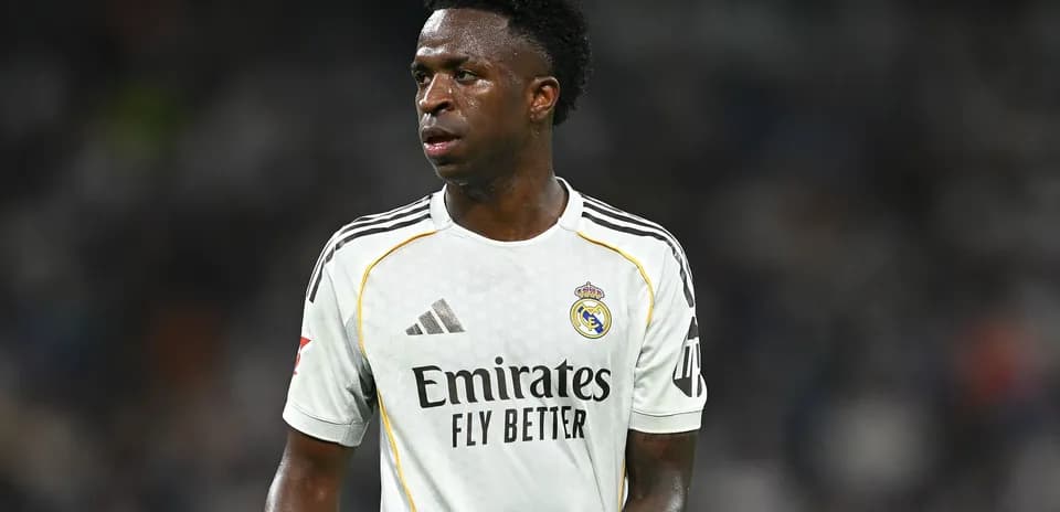 Joueur de football portant le maillot du Real Madrid