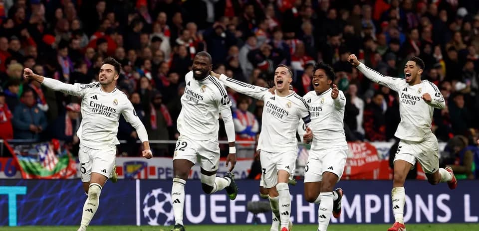 Joueurs du Real Madrid célébrant un but