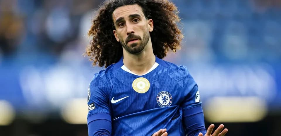 Joueur de Chelsea en uniforme sur le terrain