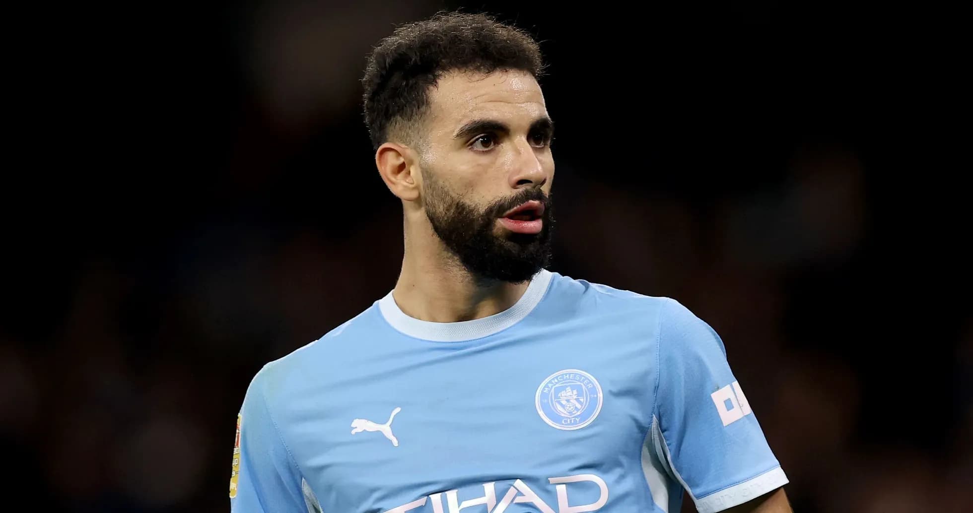 Joueur de Manchester City en tenue de match