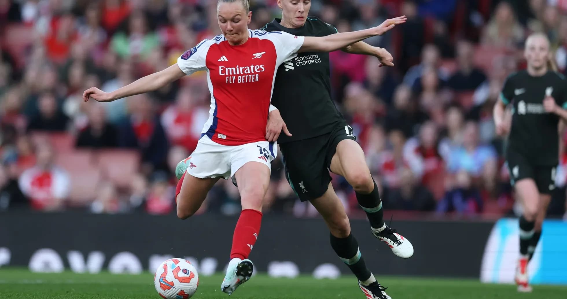Joueuses d'Arsenal et Liverpool en compétition