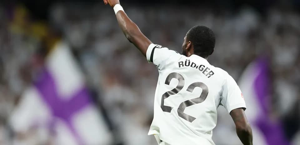 Rüdiger célébrant un but lors du match