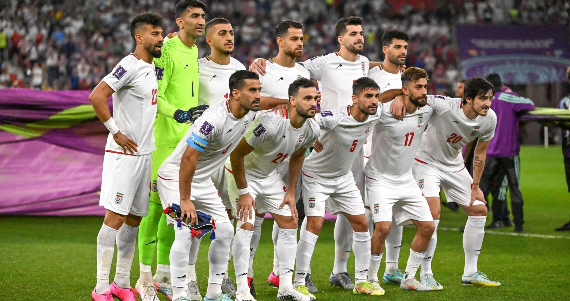 Équipe d'Iran posant avant le match