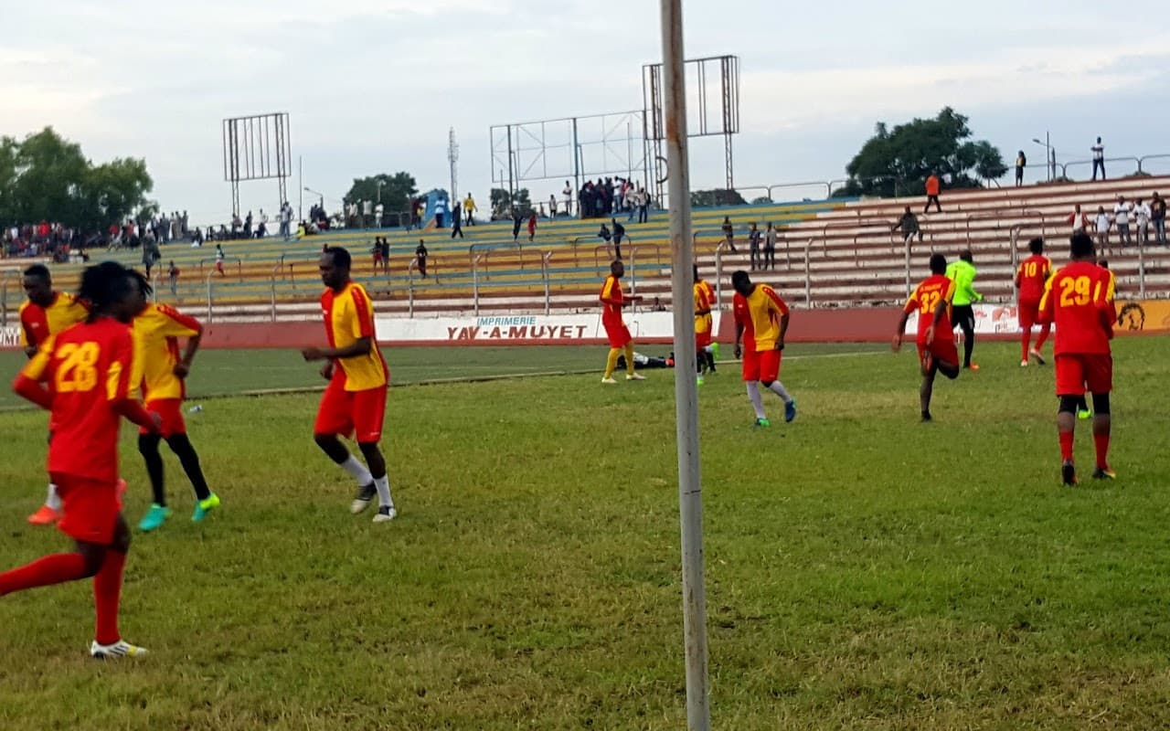 Saint-Luc vs Sanga Balende : Match crucial en Ligue 1.jpg