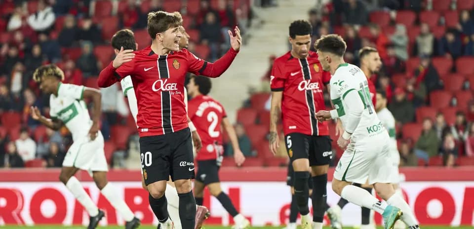 Joueurs de Mallorca célébrant un but