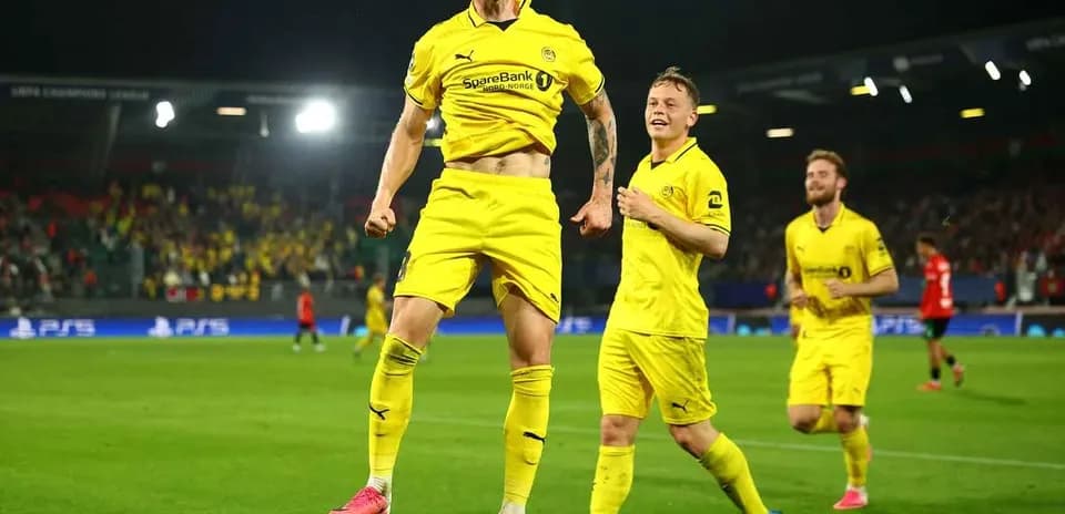 Joueurs de Bodo/Glimt célébrant un but