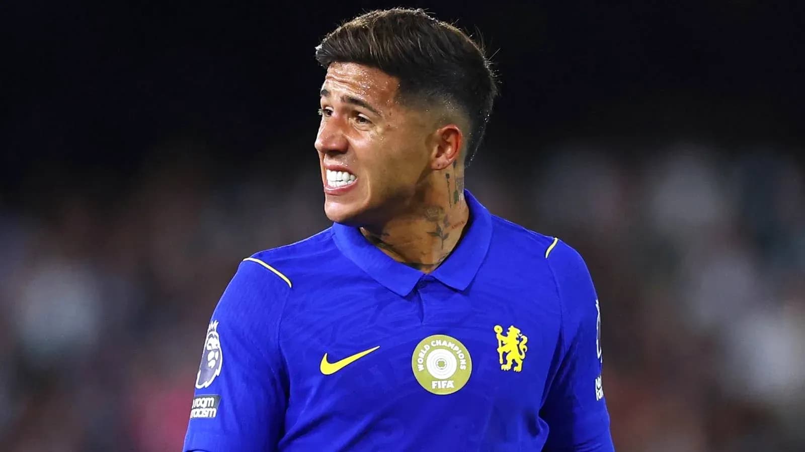 Joueur de Chelsea en action sur le terrain